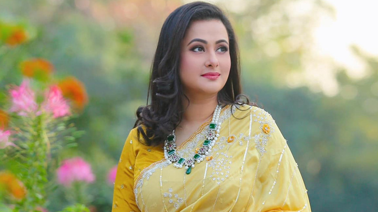বিচ্ছেদের গুঞ্জন নিয়ে অবশেষে মুখ খুলেছেন চিত্রনায়িকা পূর্ণিমা